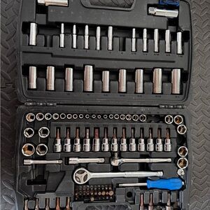 Comprehensive Socket and Ratchet Tool Set